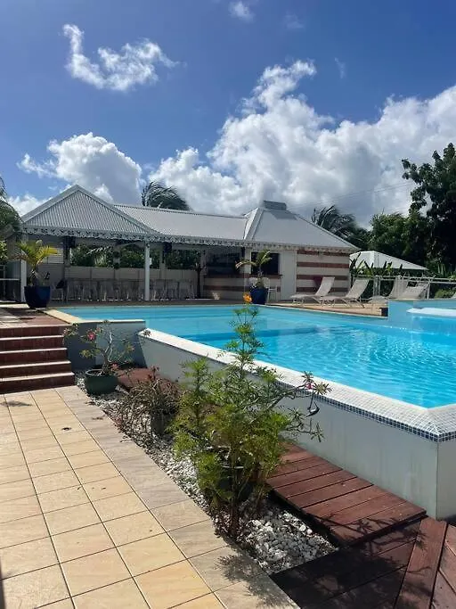 La Grande Vigie - Entre Piscine Commune Et Jardin Luxuriant Pour Une Escapade De Reve Saint-Francois  Guadeloupe